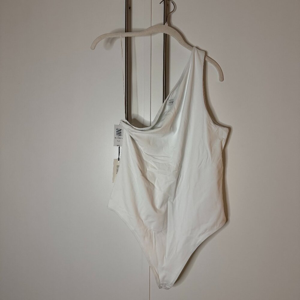 Aritzia Contour One shoulder bodysuit